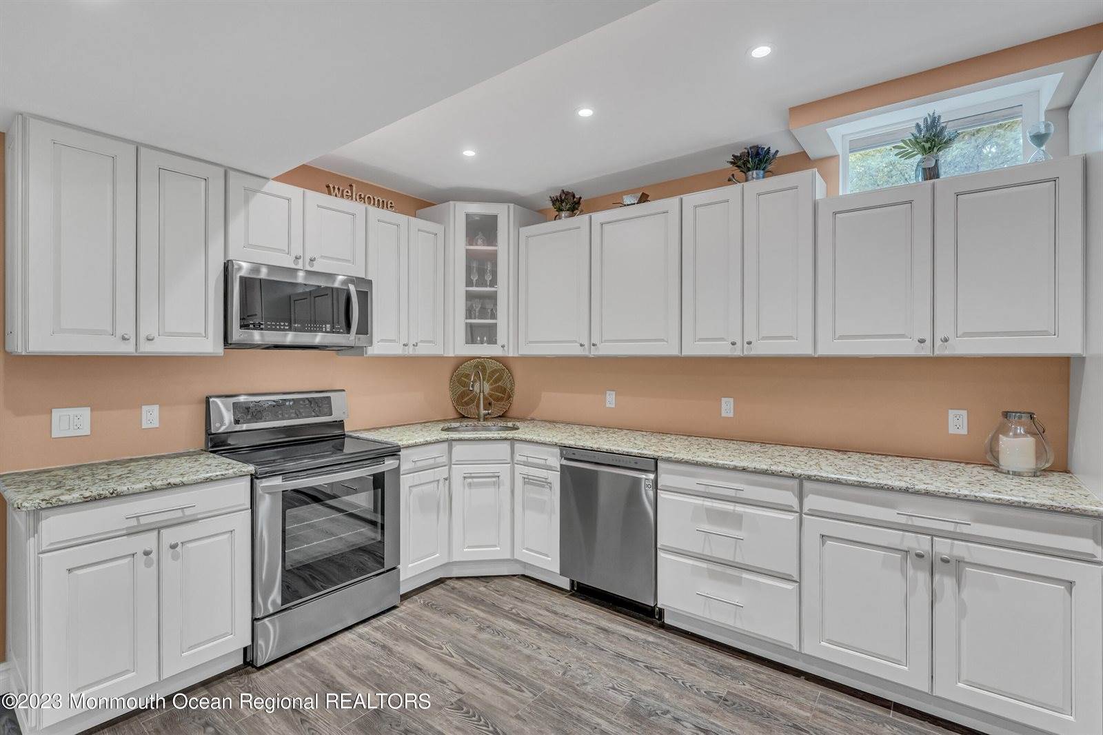 19 Sycamore Court, Monroe, NJ 08831