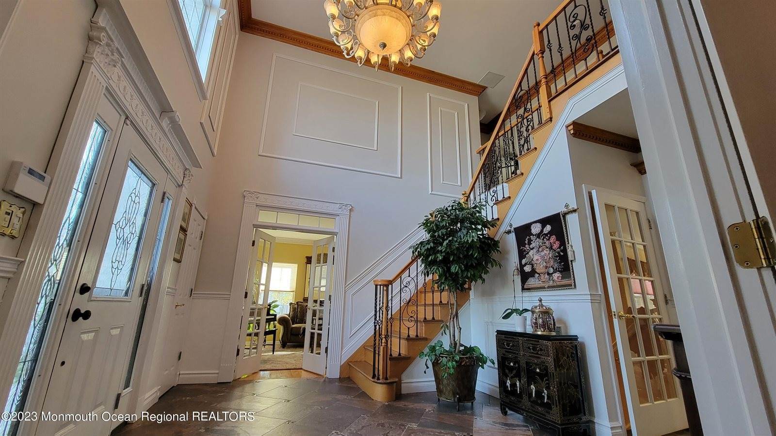 19 Sycamore Court, Monroe, NJ 08831