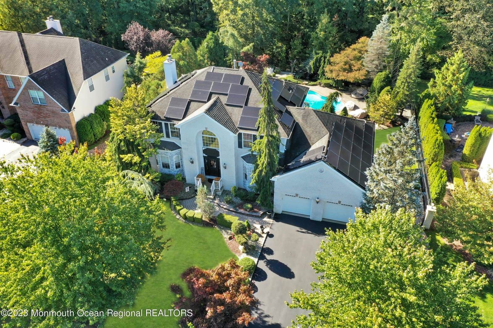 19 Sycamore Court, Monroe, NJ 08831