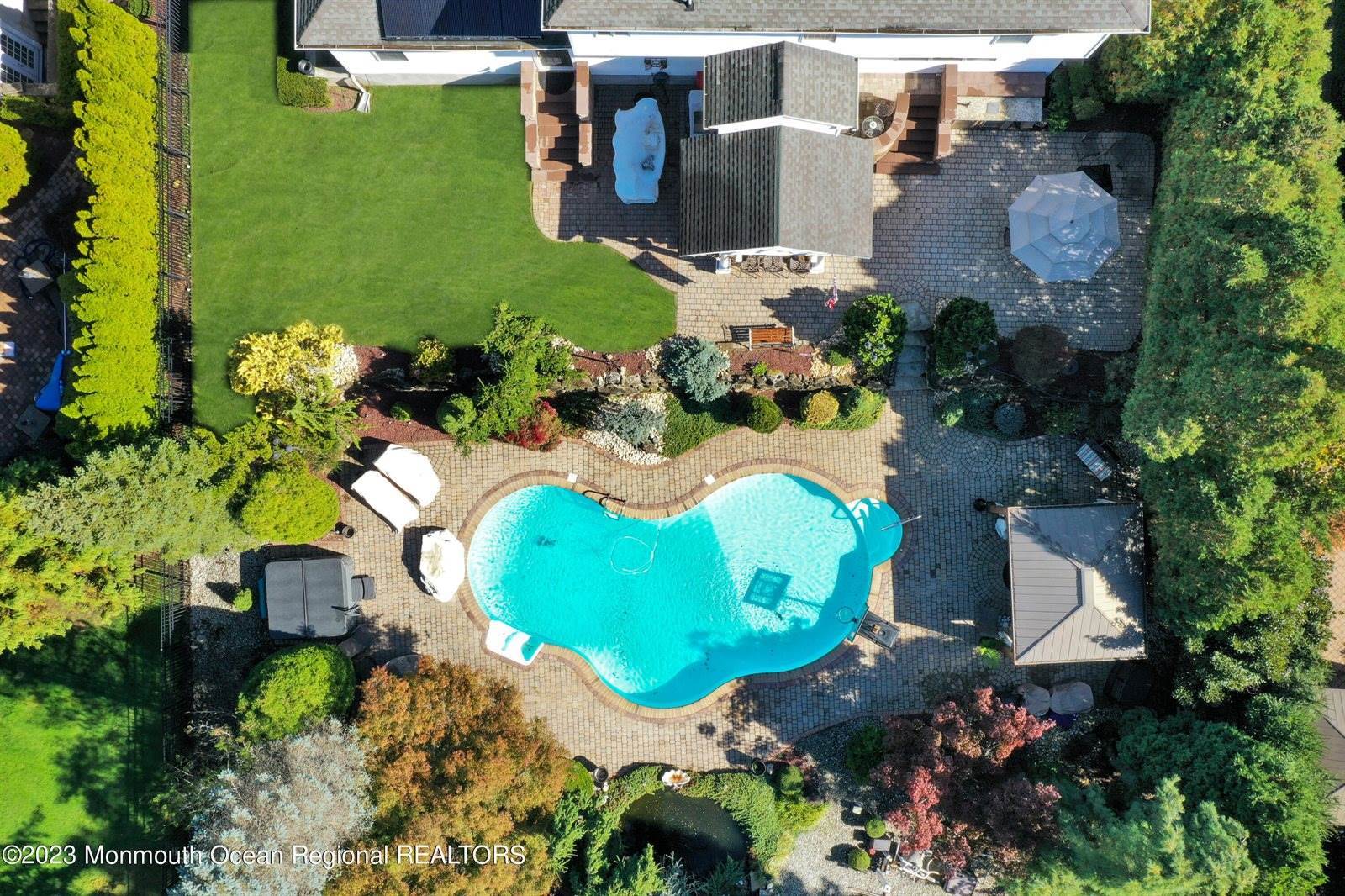 19 Sycamore Court, Monroe, NJ 08831