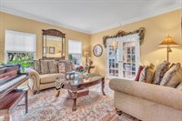 19 Sycamore Court, Monroe, NJ 08831