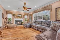 19 Sycamore Court, Monroe, NJ 08831