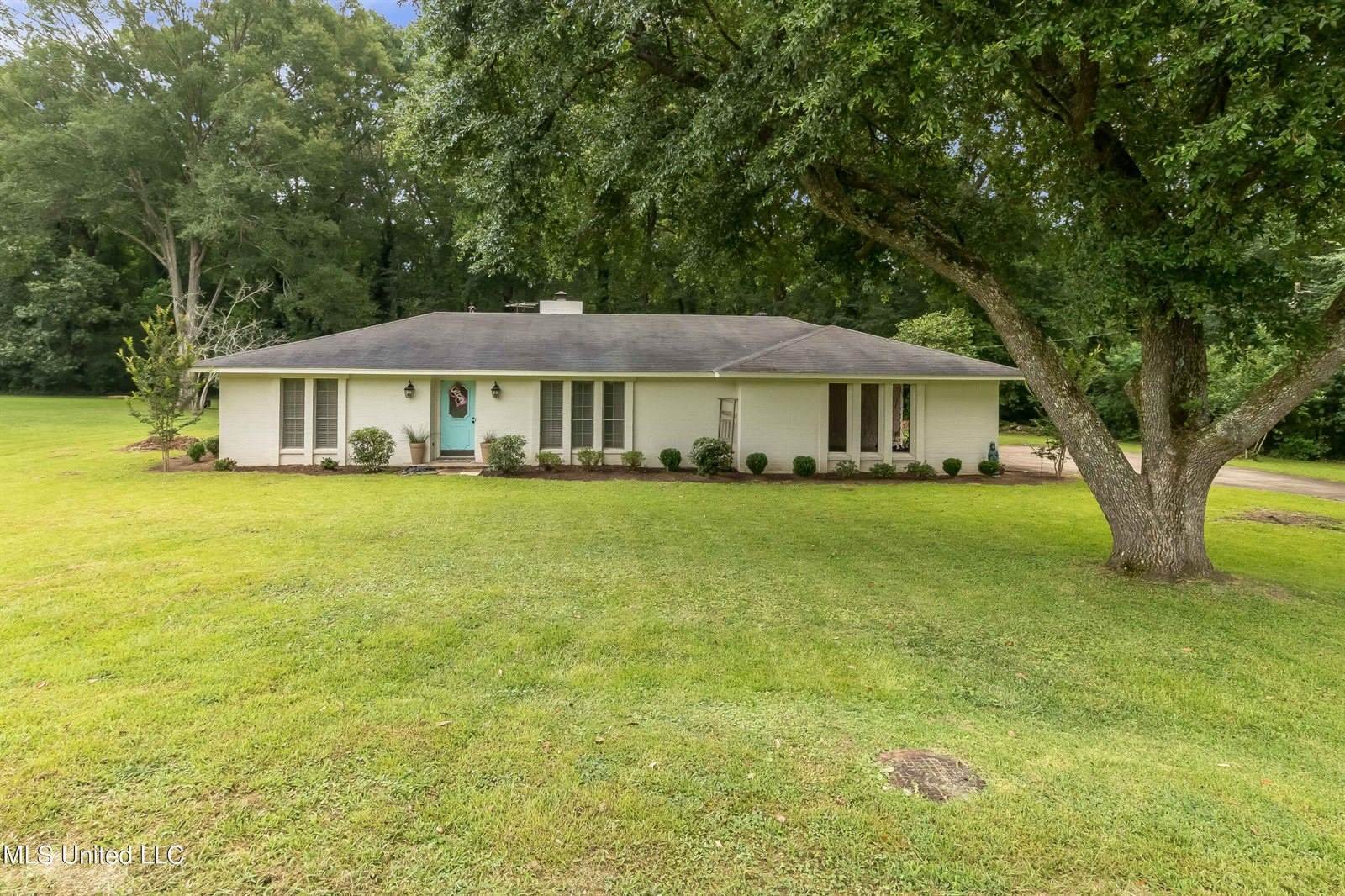 349 Bob White Drive, Canton, MS 39046