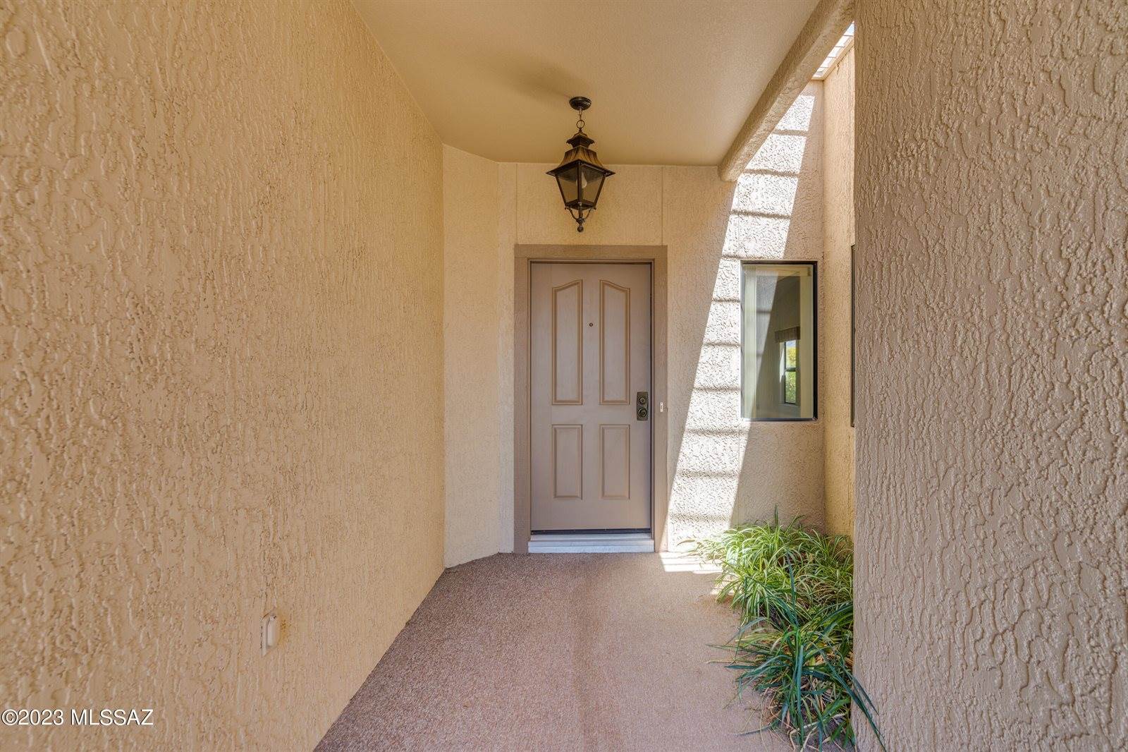 14332 North Chalk Creek Drive, Oro Valley, AZ 85755