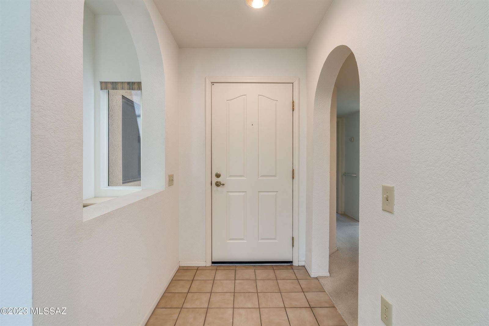 14332 North Chalk Creek Drive, Oro Valley, AZ 85755