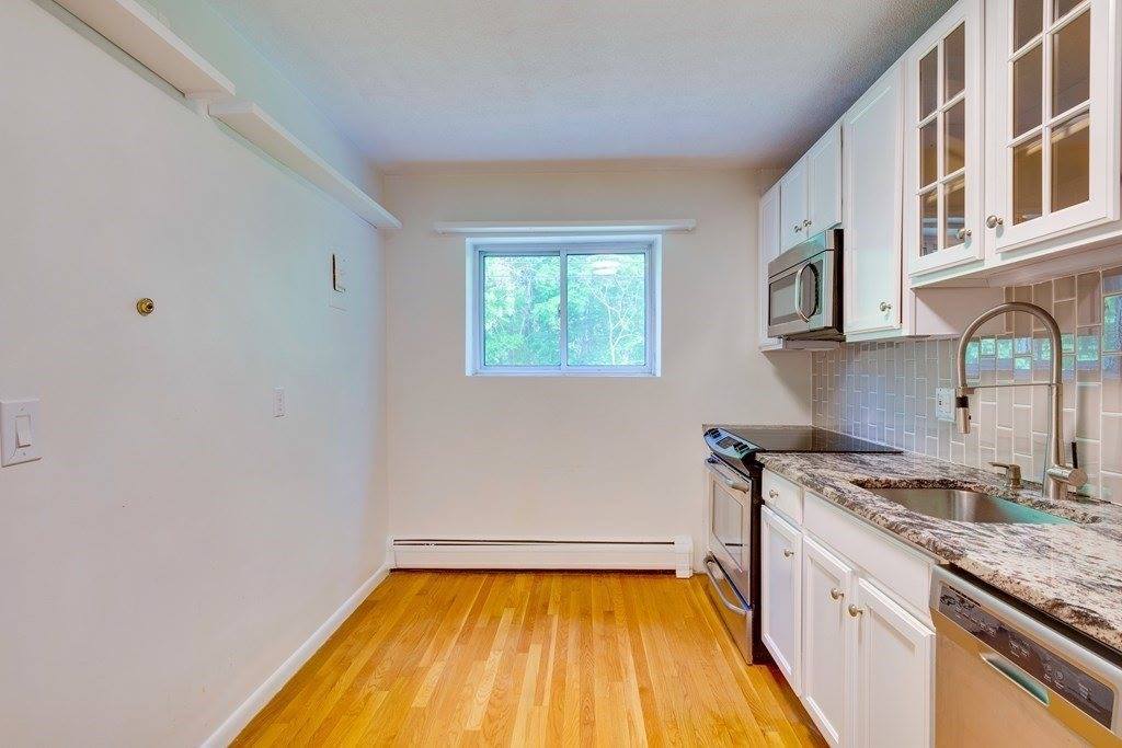 41 Westgate Road, #3, Boston, MA 02647