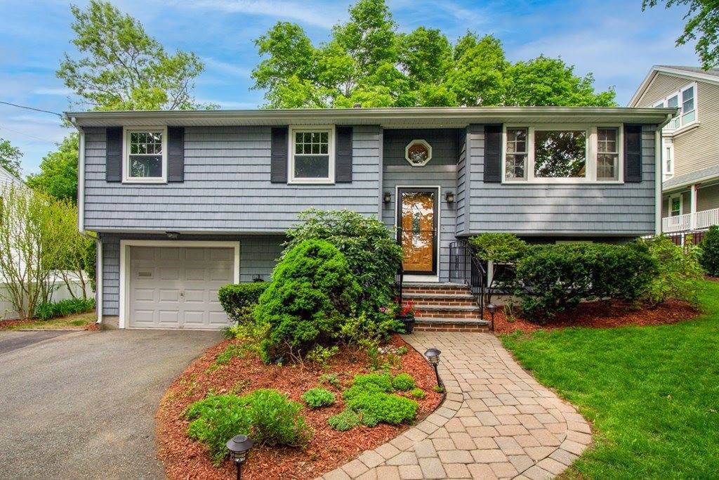 3 Caboose Ln, Dedham, MA 02026