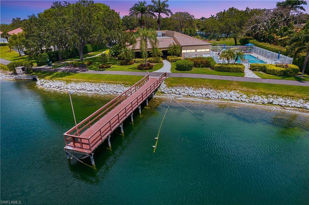 6774 Buckingham Ct, Naples, FL 34104