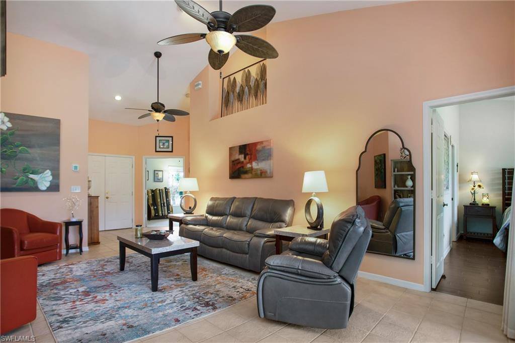 6774 Buckingham Ct, Naples, FL 34104