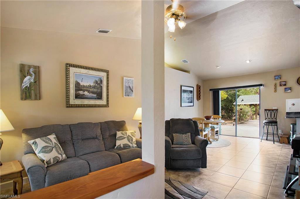 2770 6th AVE SE, Naples, FL 34117