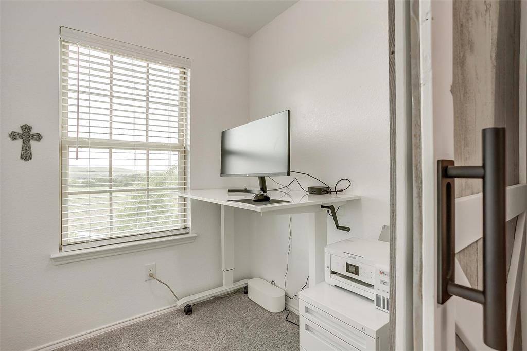 3129 Spotted Fawn Drive, Fort Worth, TX 76108