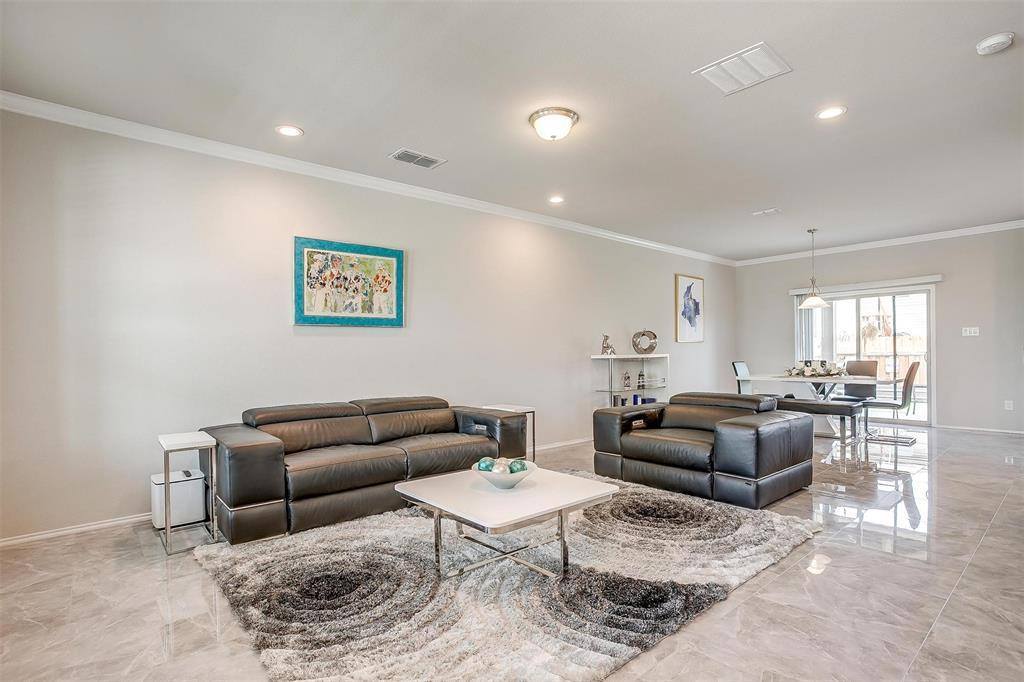 3129 Spotted Fawn Drive, Fort Worth, TX 76108