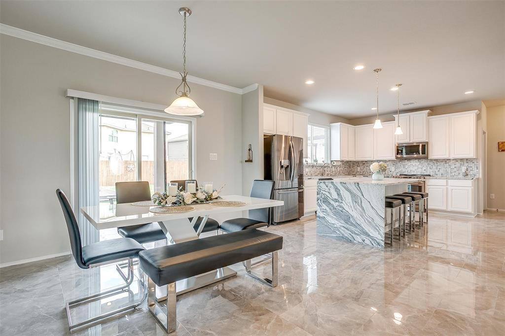 3129 Spotted Fawn Drive, Fort Worth, TX 76108