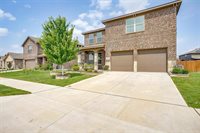 3129 Spotted Fawn Drive, Fort Worth, TX 76108