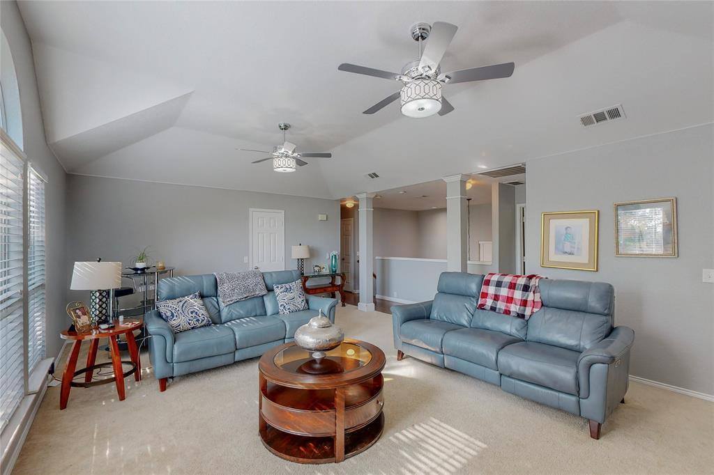 8421 Asheville Lane, Fort Worth, TX 76123