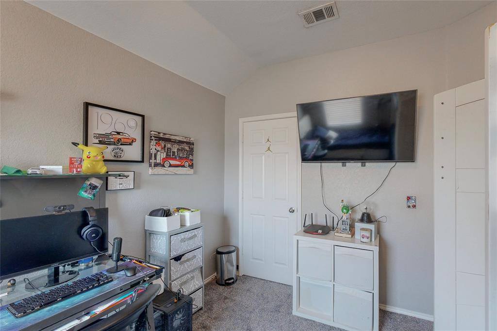 8421 Asheville Lane, Fort Worth, TX 76123