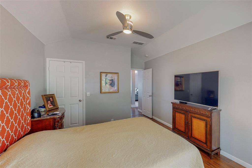 8421 Asheville Lane, Fort Worth, TX 76123