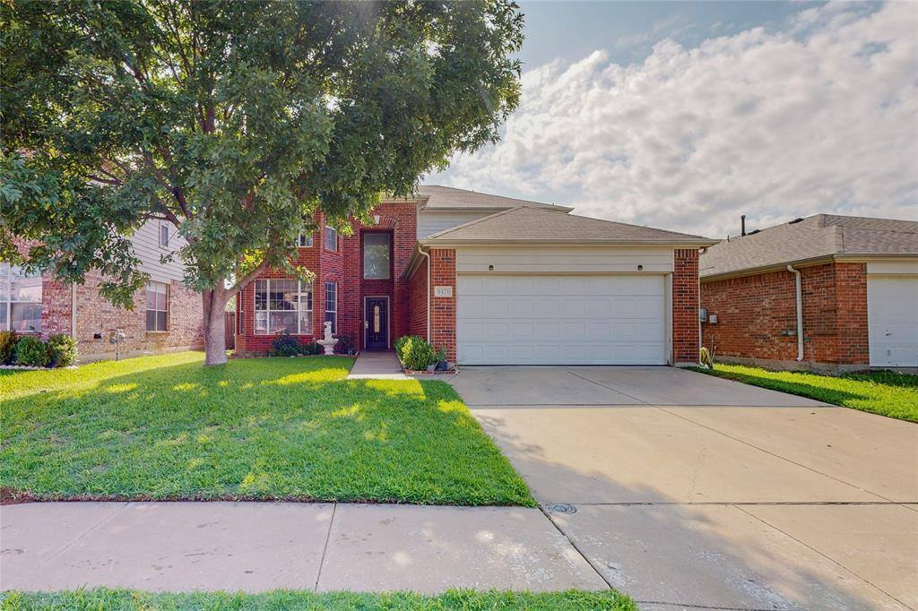 8421 Asheville Lane, Fort Worth, TX 76123