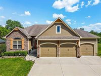900 Buckeye Lane, Pleasant Hill, MO 64080