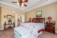 900 Buckeye Lane, Pleasant Hill, MO 64080