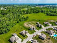 900 Buckeye Lane, Pleasant Hill, MO 64080