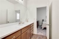 959 Wyatt Lane, Winters, CA 95694