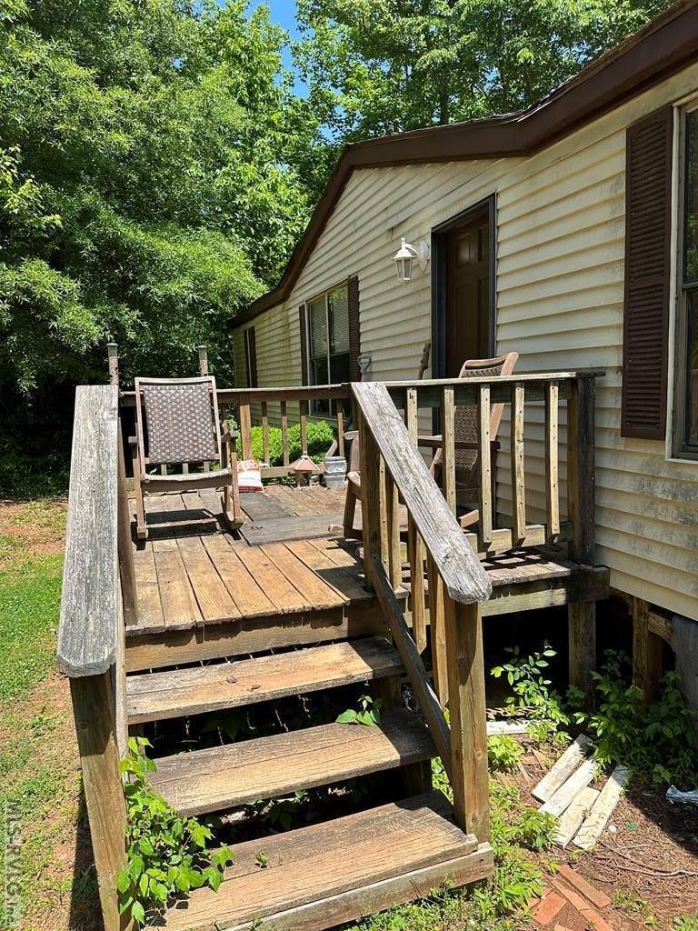 2112 Doctor Purdy Rd, La Crosse, VA 23950