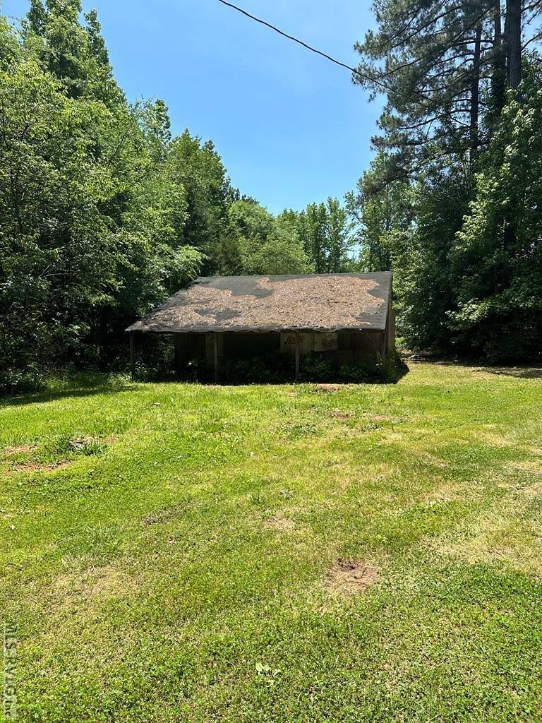 2112 Doctor Purdy Rd, La Crosse, VA 23950