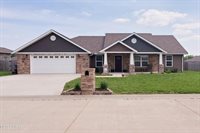 804 Summerlyn Lane, Carl Junction, MO 64834