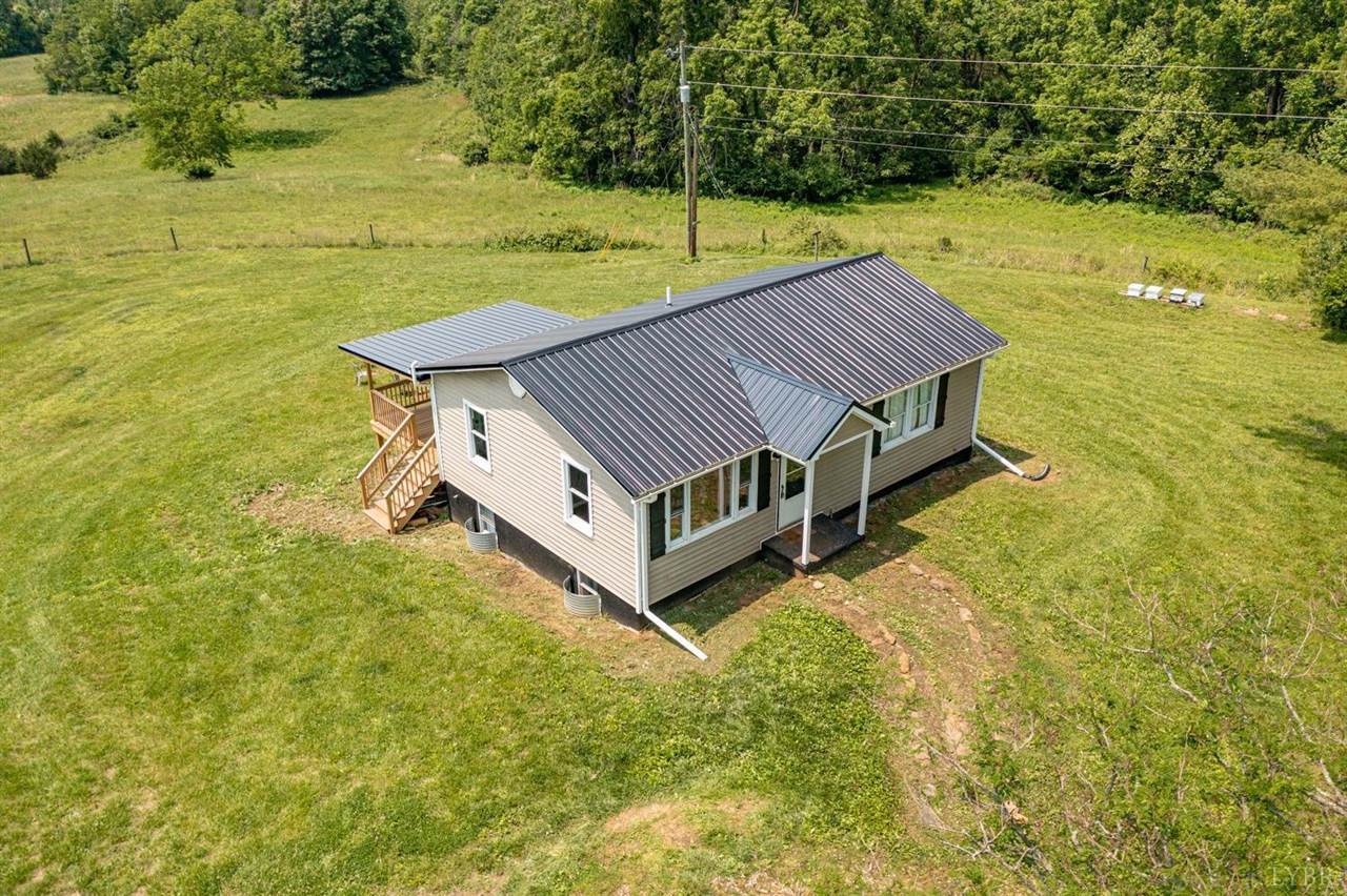 2090 N Creek Road, Appomattox, VA 24522