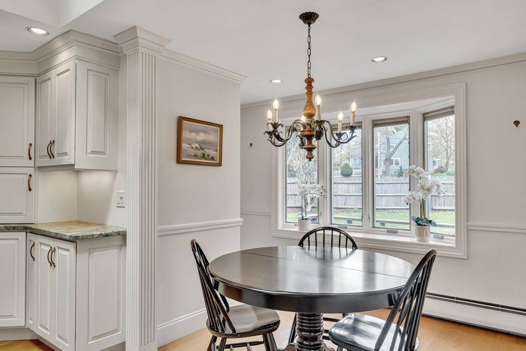 57 Hancock St, Lexington, MA 02420