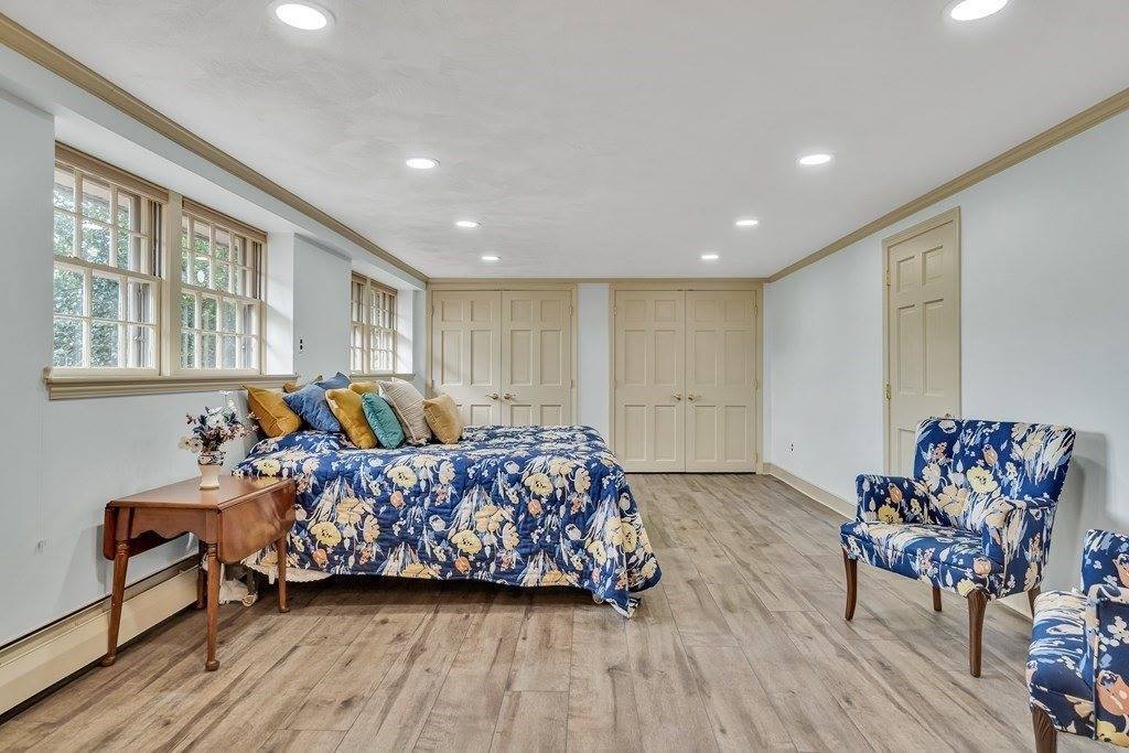 57 Hancock St, Lexington, MA 02420