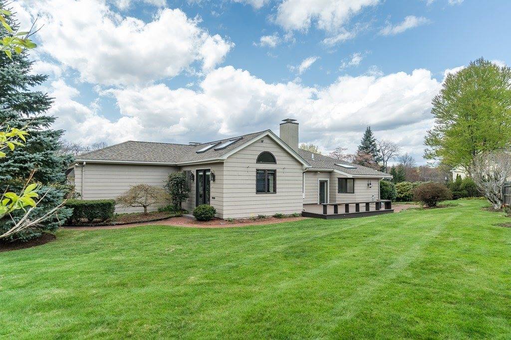 57 Hancock St, Lexington, MA 02420