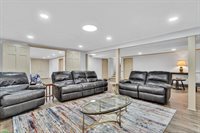 57 Hancock St, Lexington, MA 02420