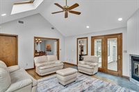 57 Hancock St, Lexington, MA 02420