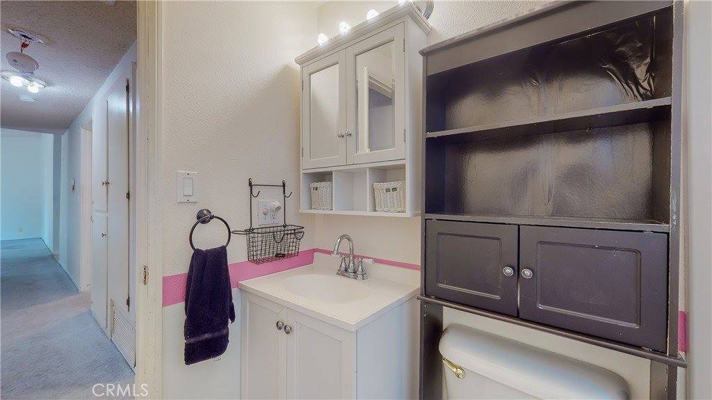 19036 Stillmore Street, Canyon Country, CA 91351