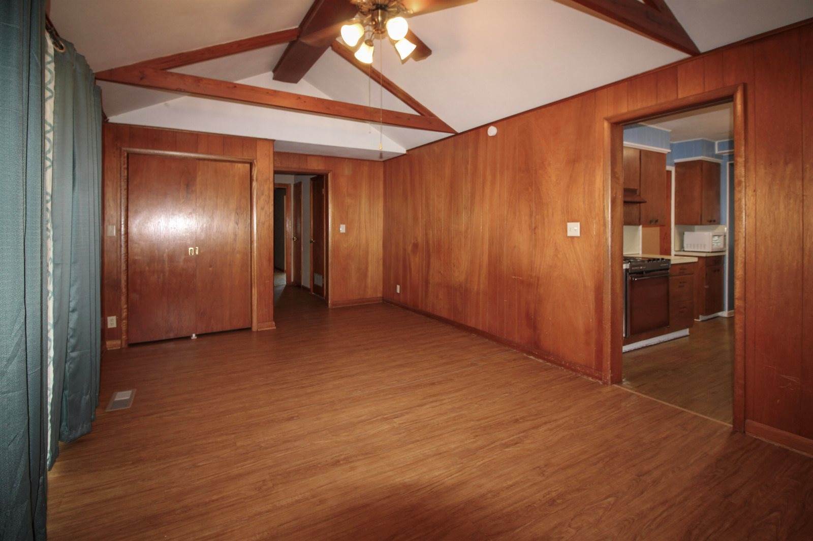 1001 Branch Street, Morrilton, AR 72110