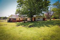 1001 Branch Street, Morrilton, AR 72110