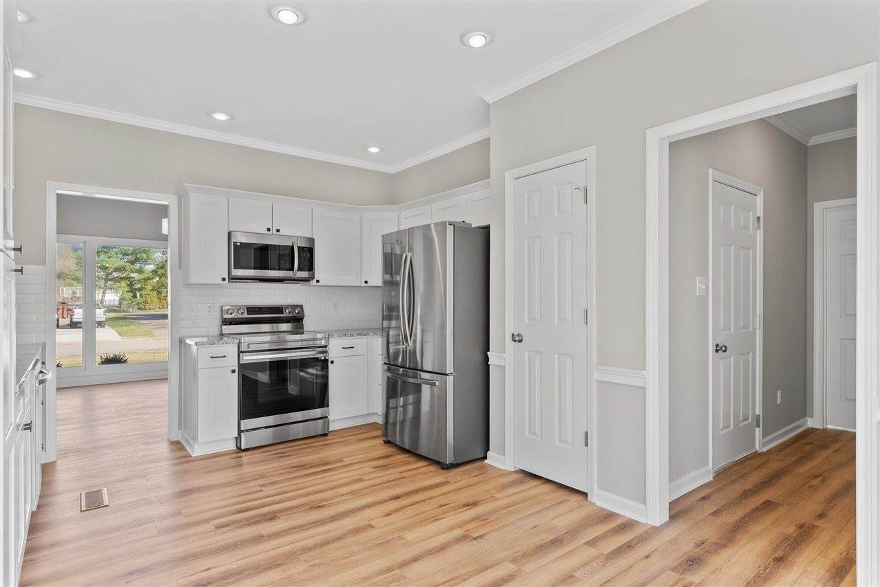 1738 Briar Circle, Bowling Green, KY 42103