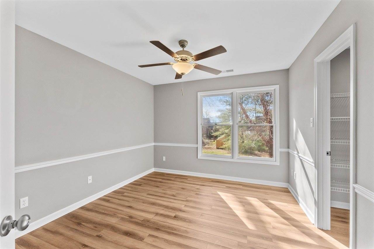 1738 Briar Circle, Bowling Green, KY 42103