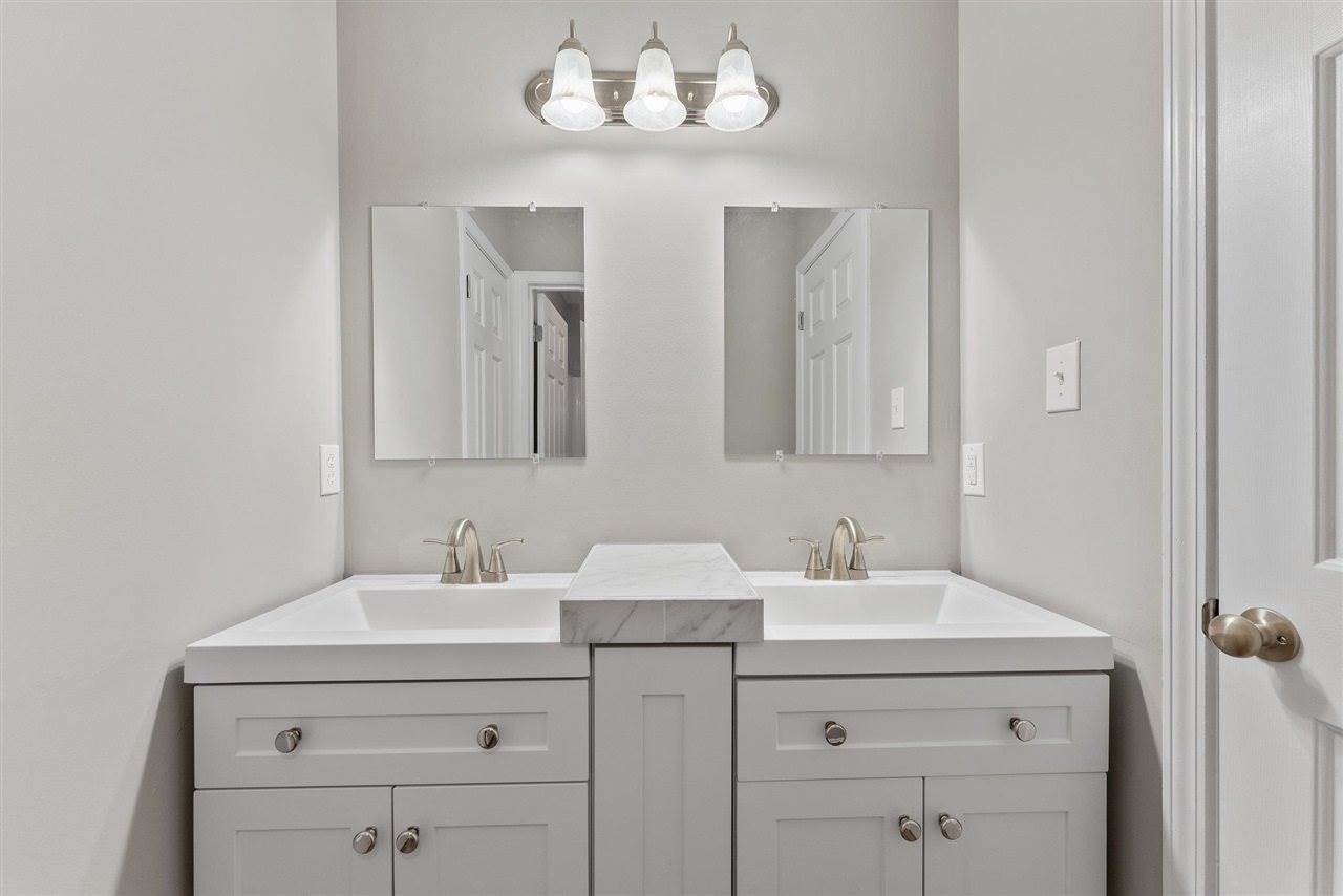 1738 Briar Circle, Bowling Green, KY 42103