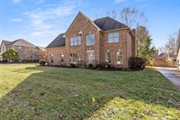 1738 Briar Circle, Bowling Green, KY 42103