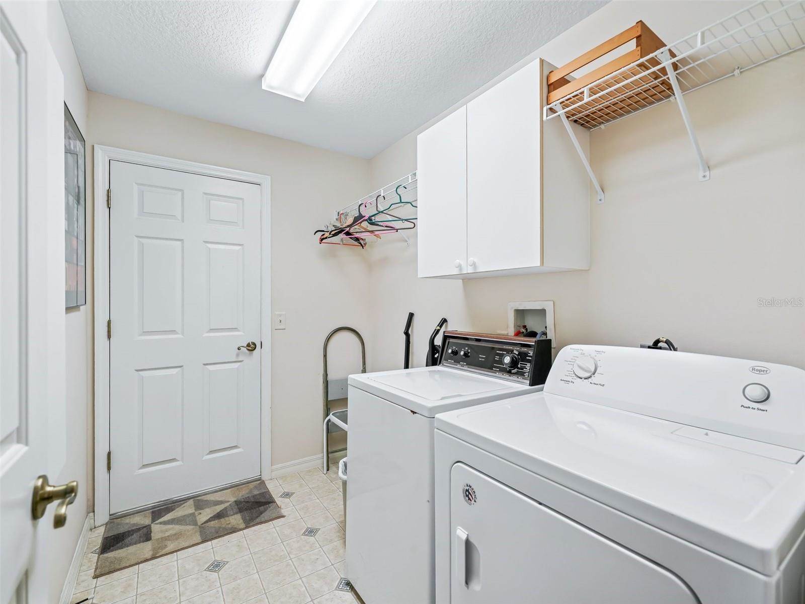 784 Dowding Way, The Villages, FL 32162