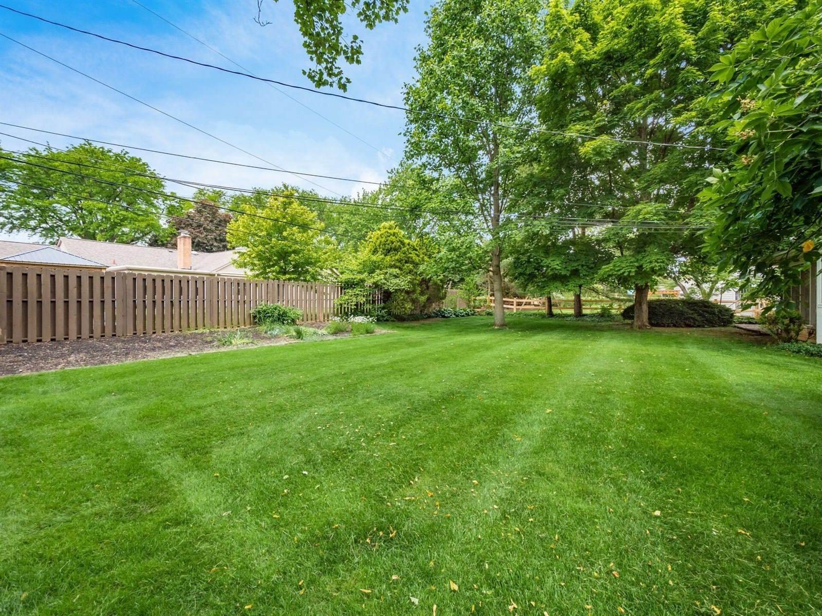 2835 Halstead Road, Upper Arlington, OH 43221