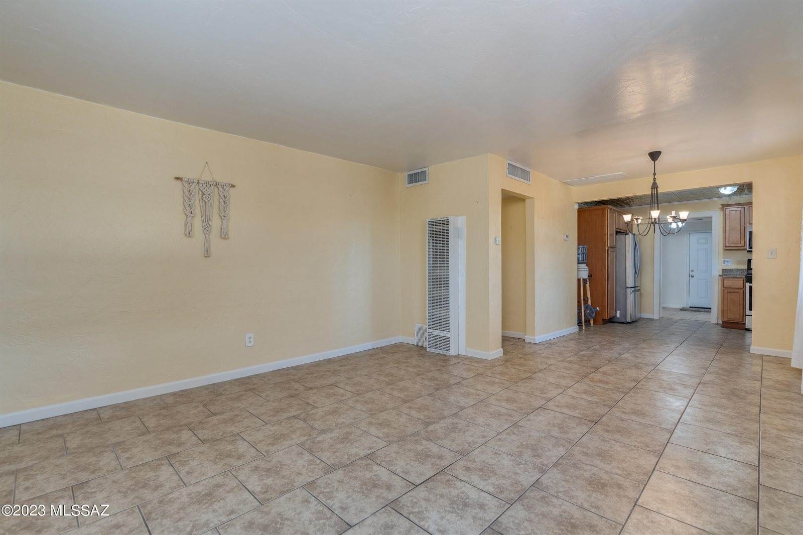 3009 East Glenn Street, Tucson, AZ 85716