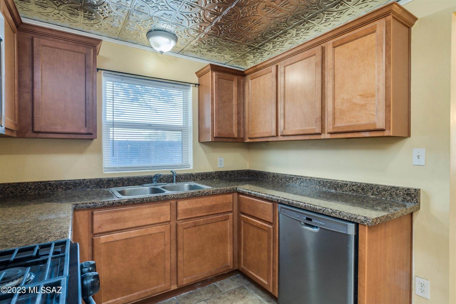 3009 East Glenn Street, Tucson, AZ 85716