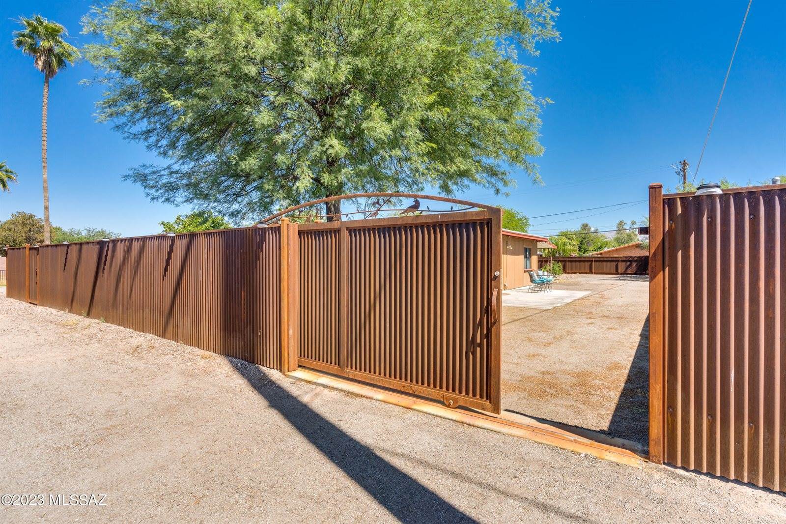 3009 East Glenn Street, Tucson, AZ 85716