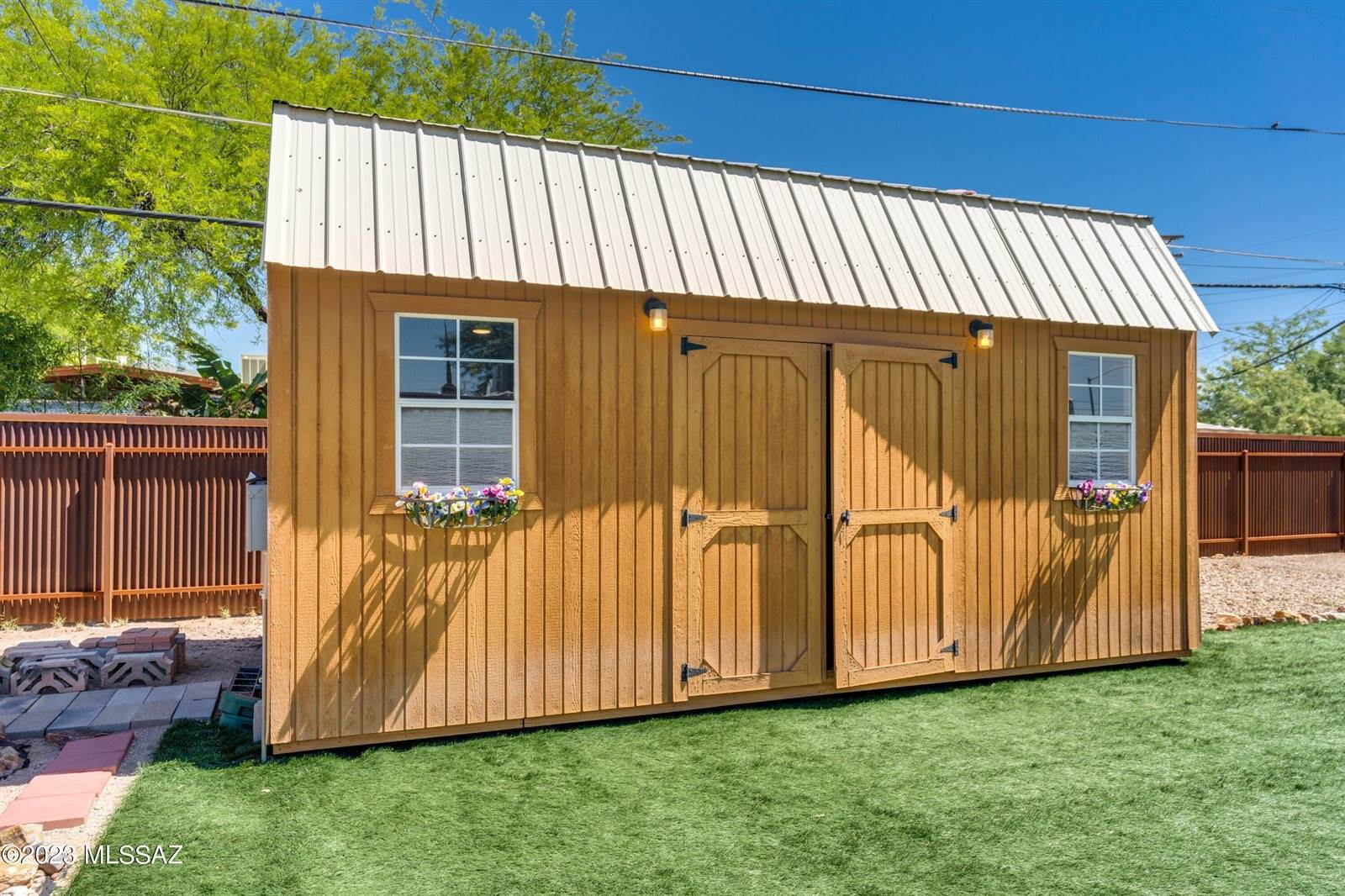 3009 East Glenn Street, Tucson, AZ 85716