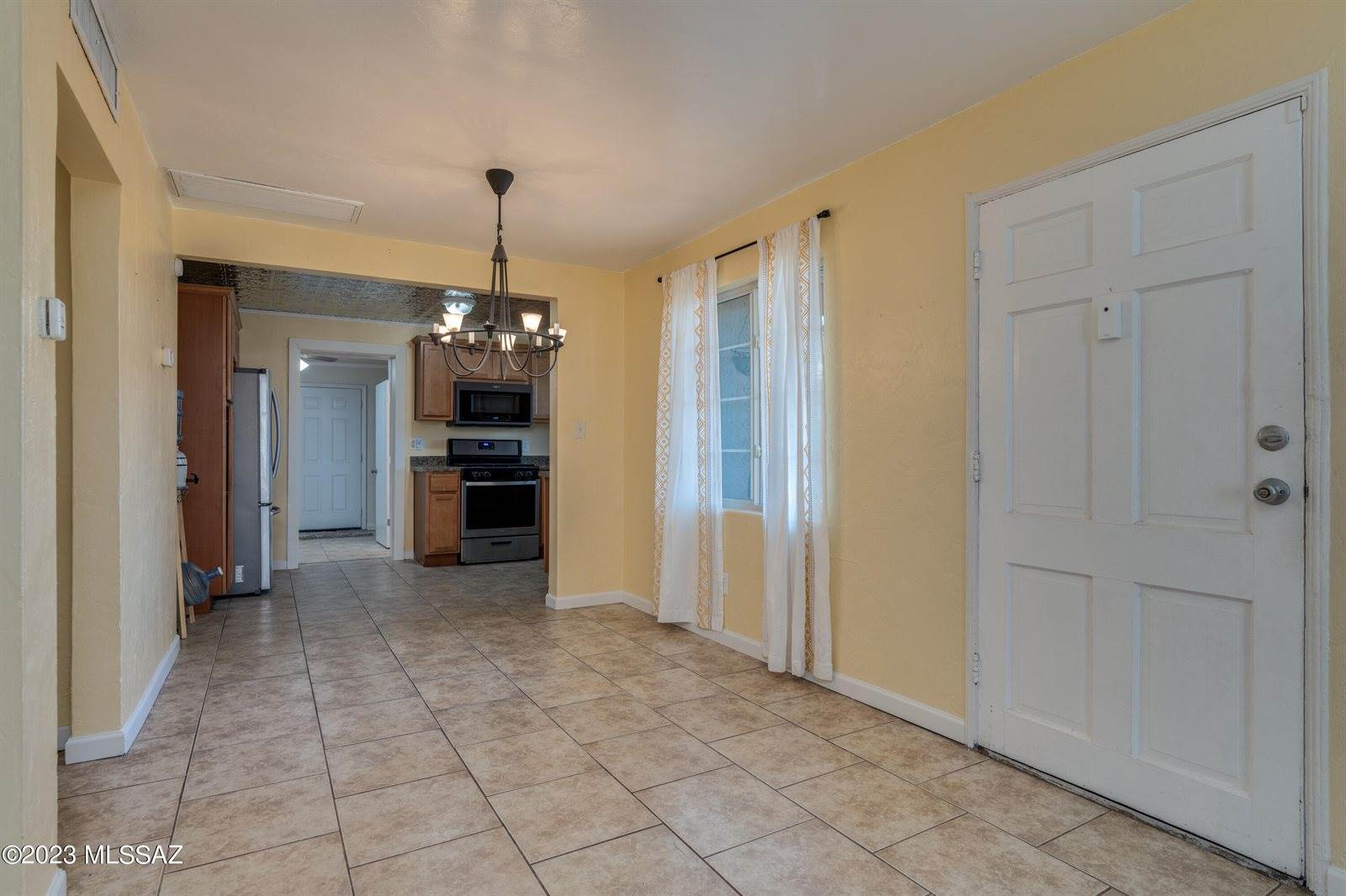 3009 East Glenn Street, Tucson, AZ 85716