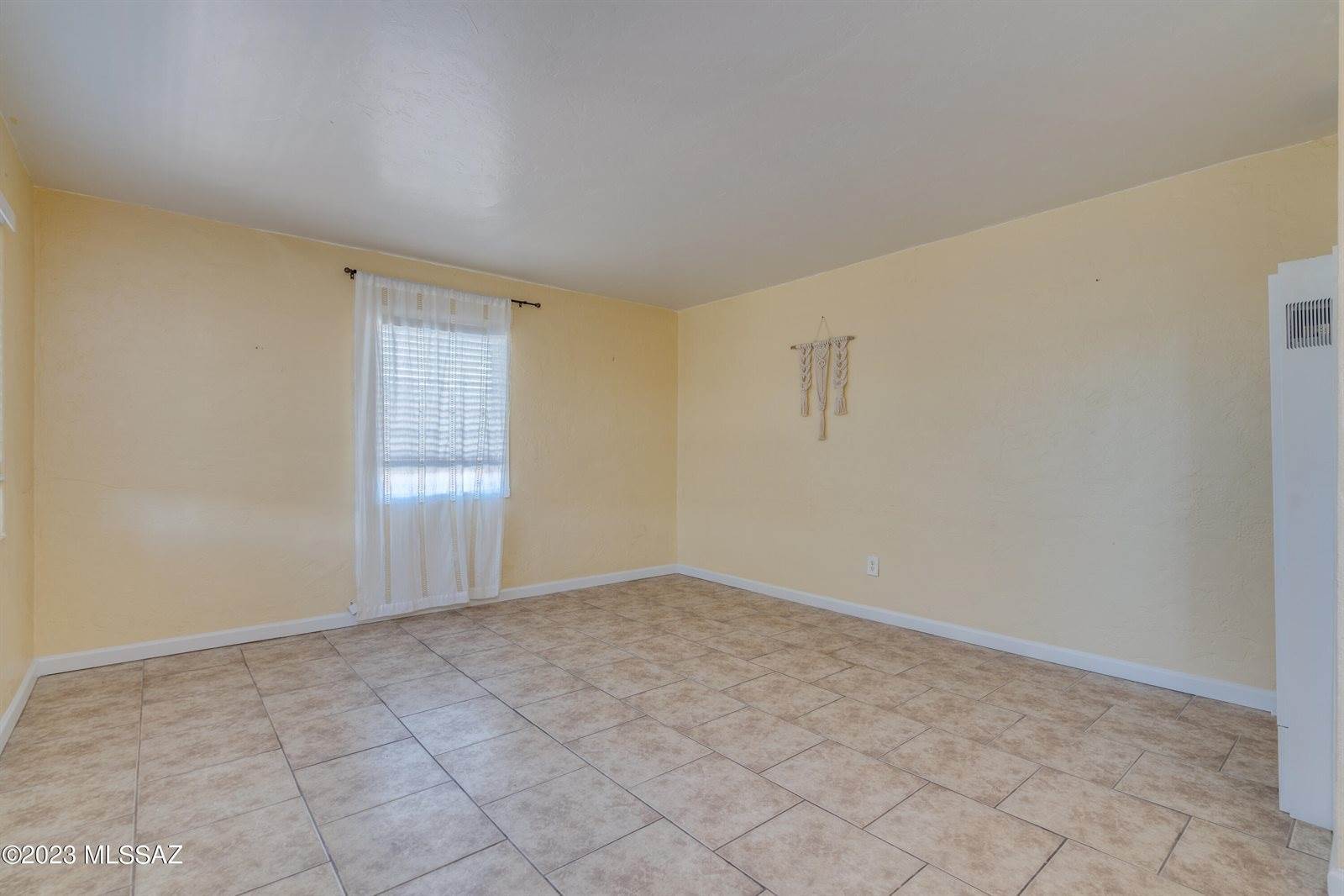 3009 East Glenn Street, Tucson, AZ 85716